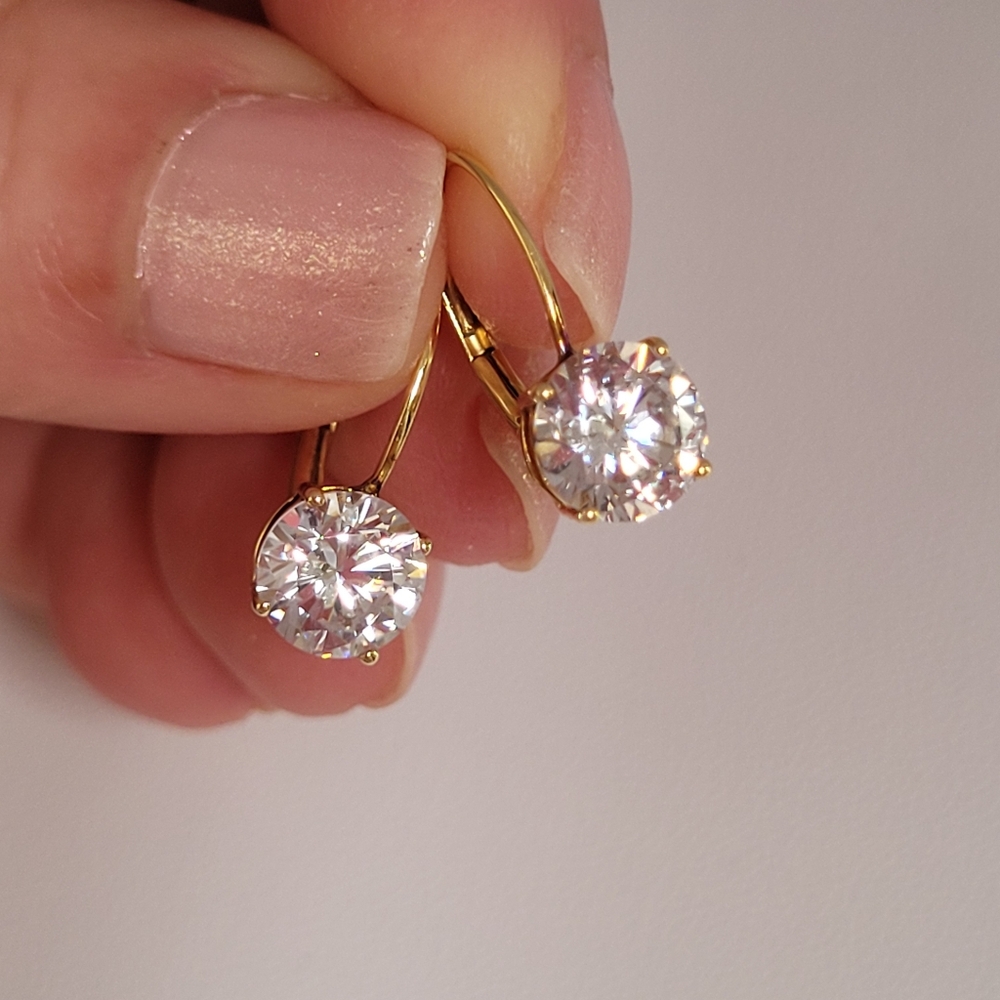 NWT! 14k Solid Yellow Gold leaver back earrings with 7mm AAA cz.